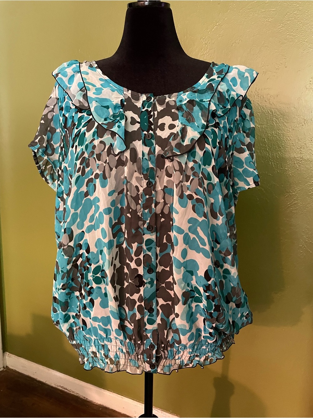 East 5th Turquoise & Gray Printed Ruffle Collar Blouse